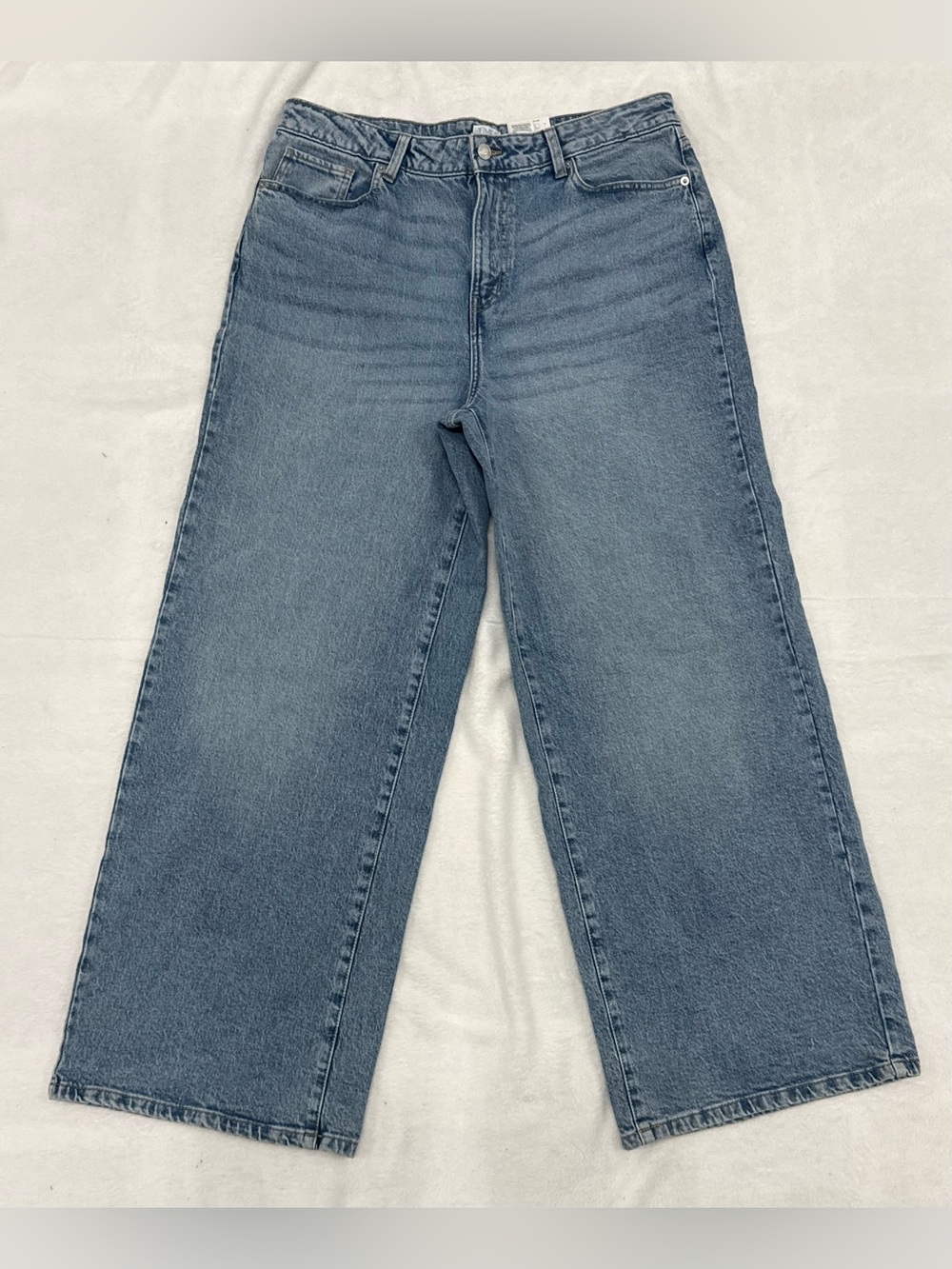 Women’s Time and Tru High Rise Wide Leg Jeans Size 14 Medium Wash Denim NWT